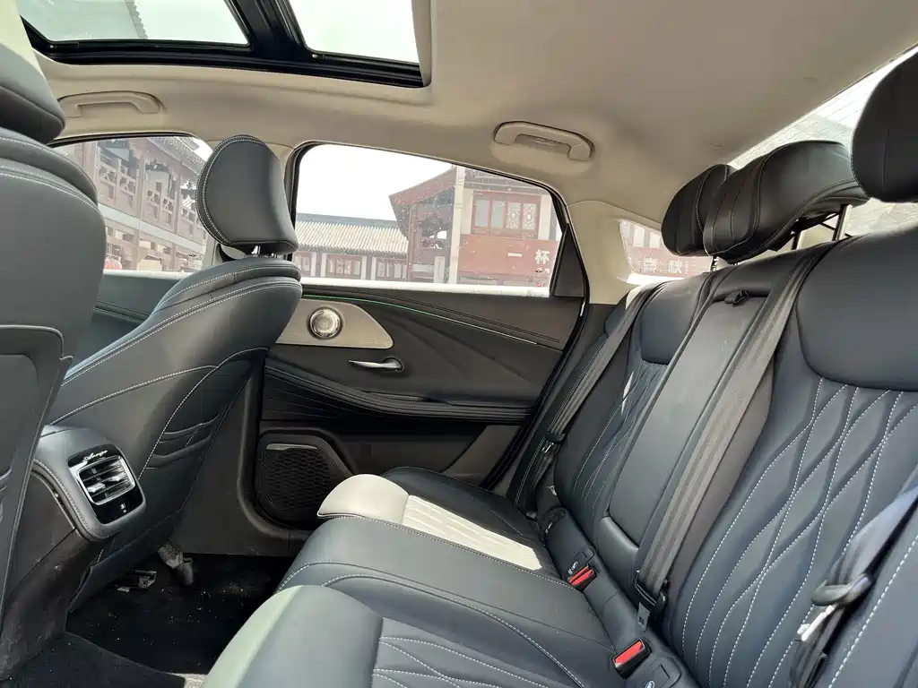 Chery Arrizo 8 — миниатюра 15