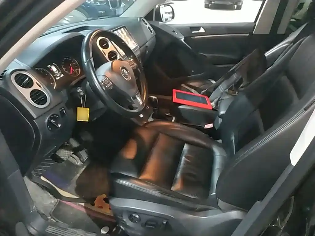 Volkswagen Tiguan — миниатюра 15