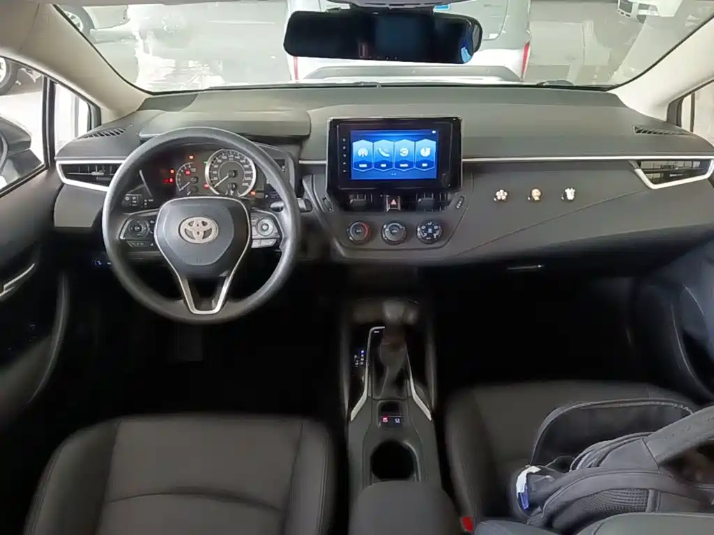 Toyota Corolla — миниатюра 10