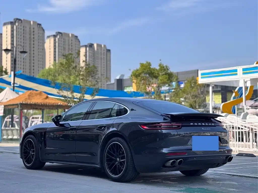 Porsche Panamera — миниатюра 17