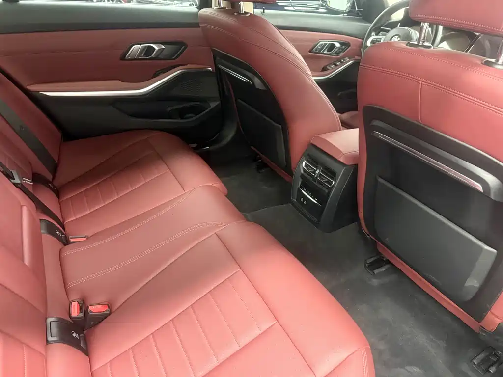 BMW 3 Series — миниатюра 14