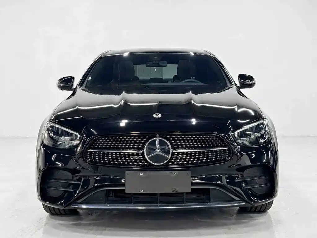 Mercedes-Benz E-Class — миниатюра 2