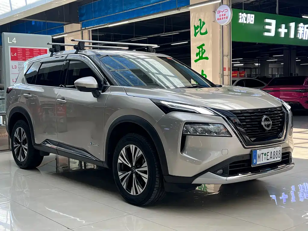 Nissan X-Trail — миниатюра 3