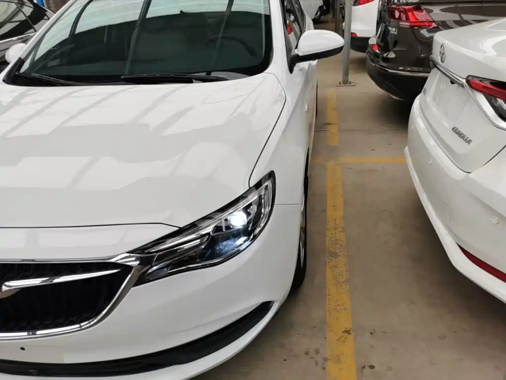 Buick Excelle — миниатюра 24