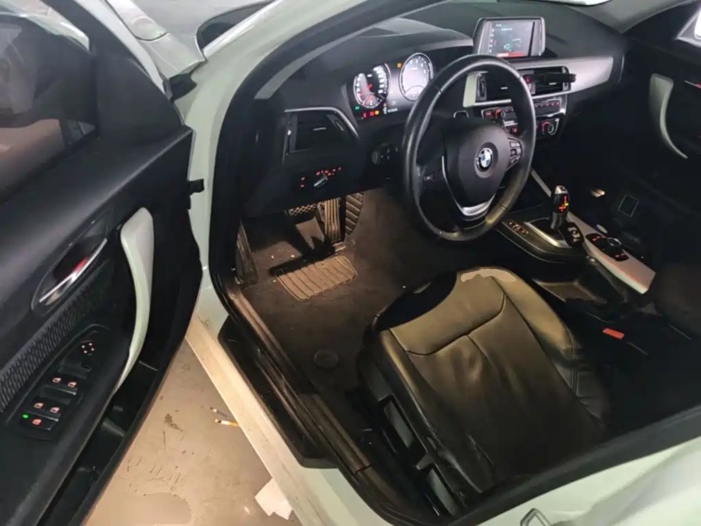 BMW 1 Series (Import) — миниатюра 16