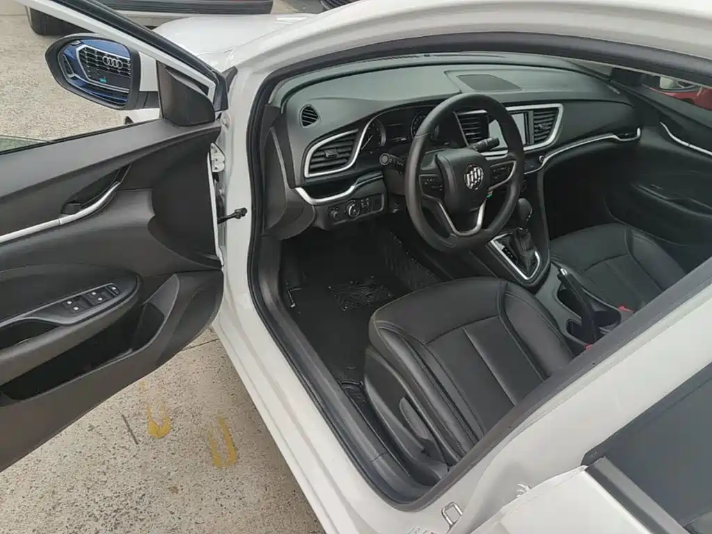 Buick Excelle — миниатюра 16