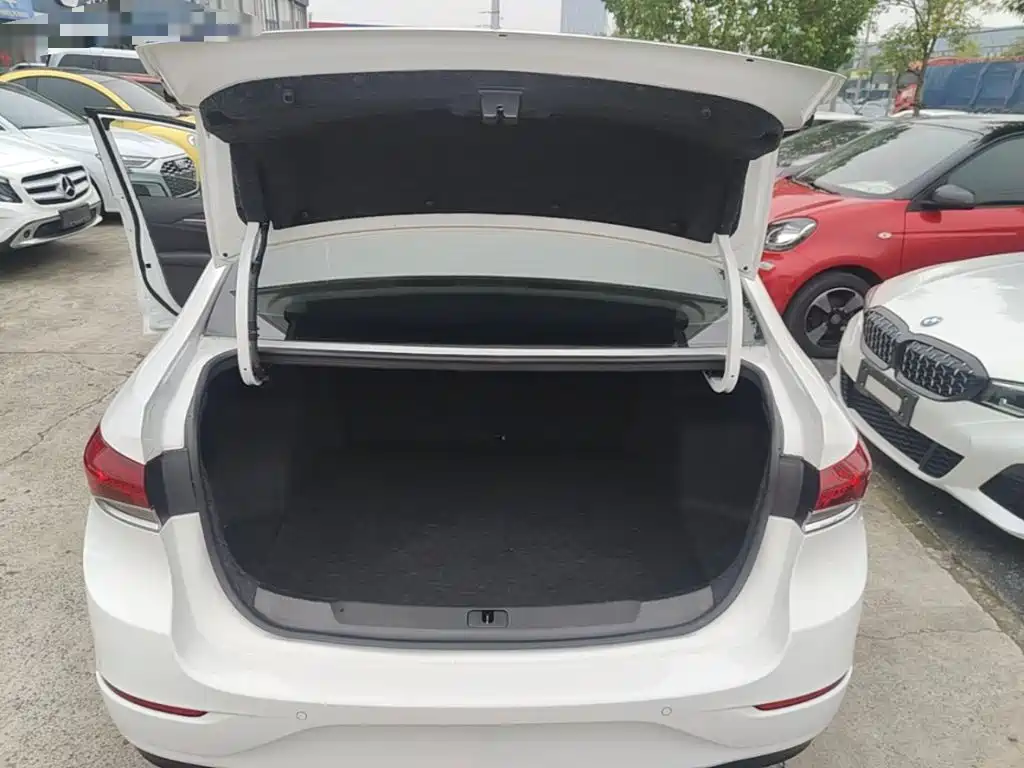 Buick Excelle — миниатюра 19