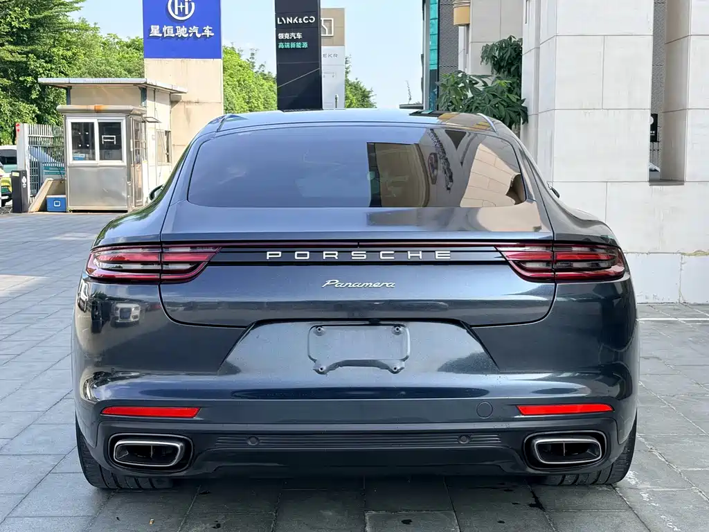 Porsche Panamera — миниатюра 5