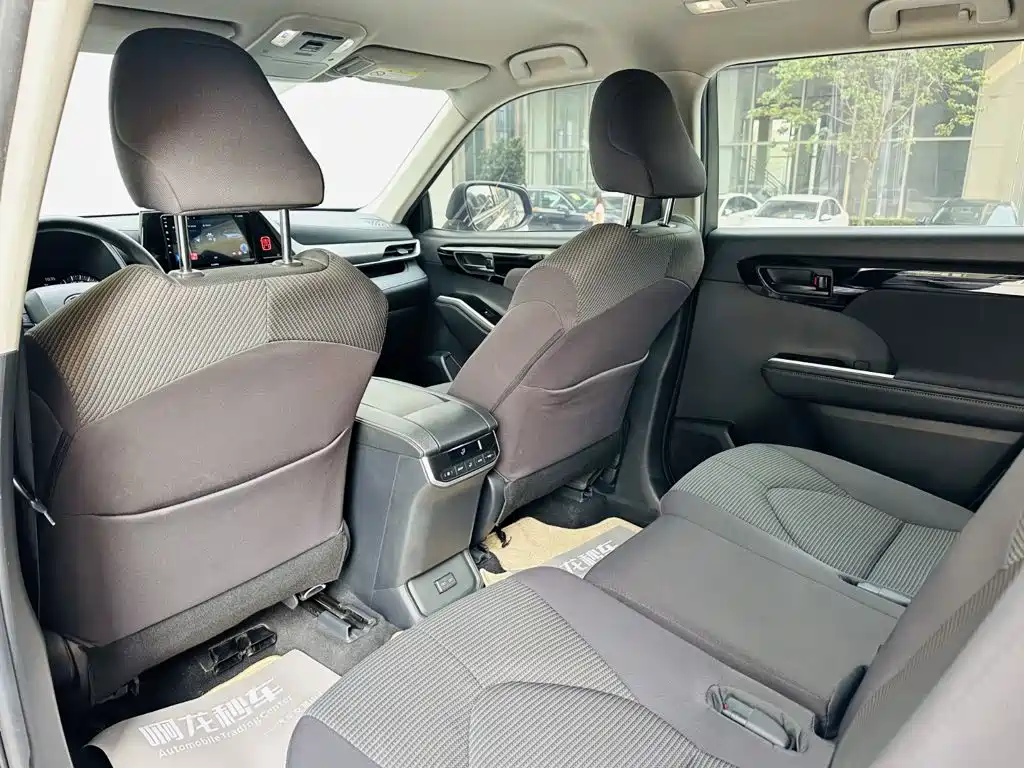 Toyota Highlander — фотографии объявления, Фото 11
