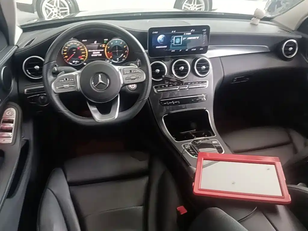 Mercedes-Benz C-Class — миниатюра 10