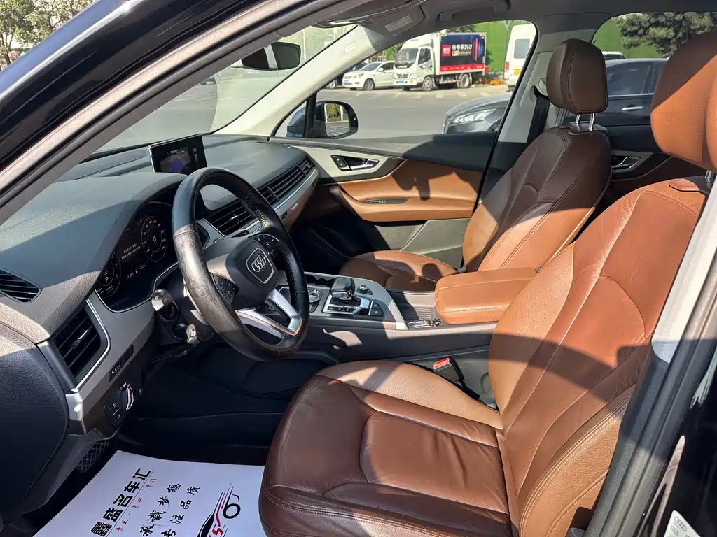 Audi Q7 — миниатюра 7