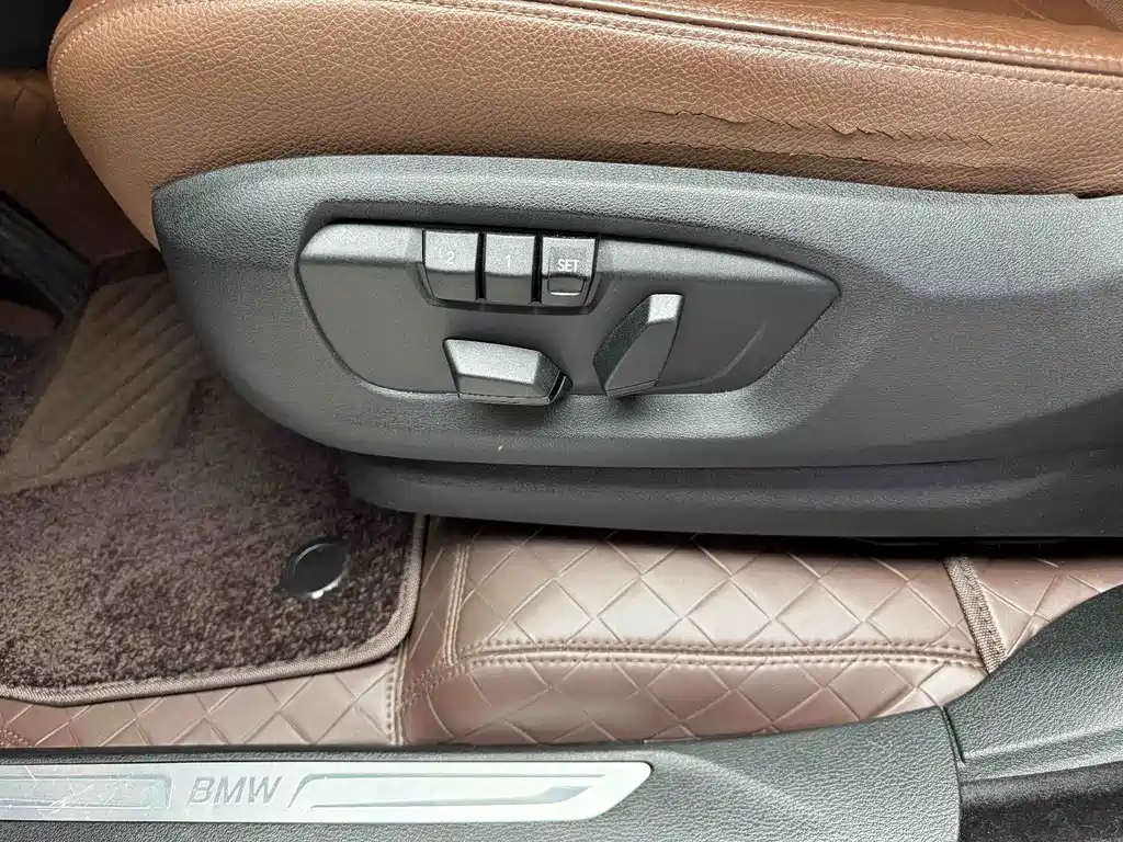 BMW X5 (Import) — миниатюра 15