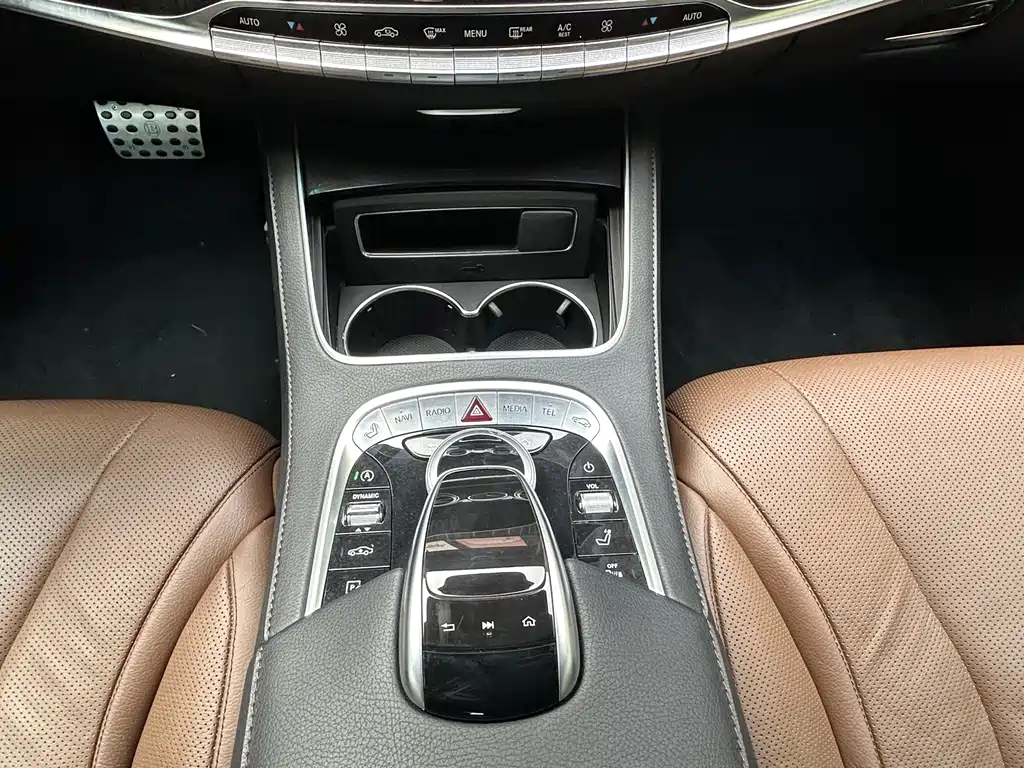 Mercedes-Benz S-Class — миниатюра 19