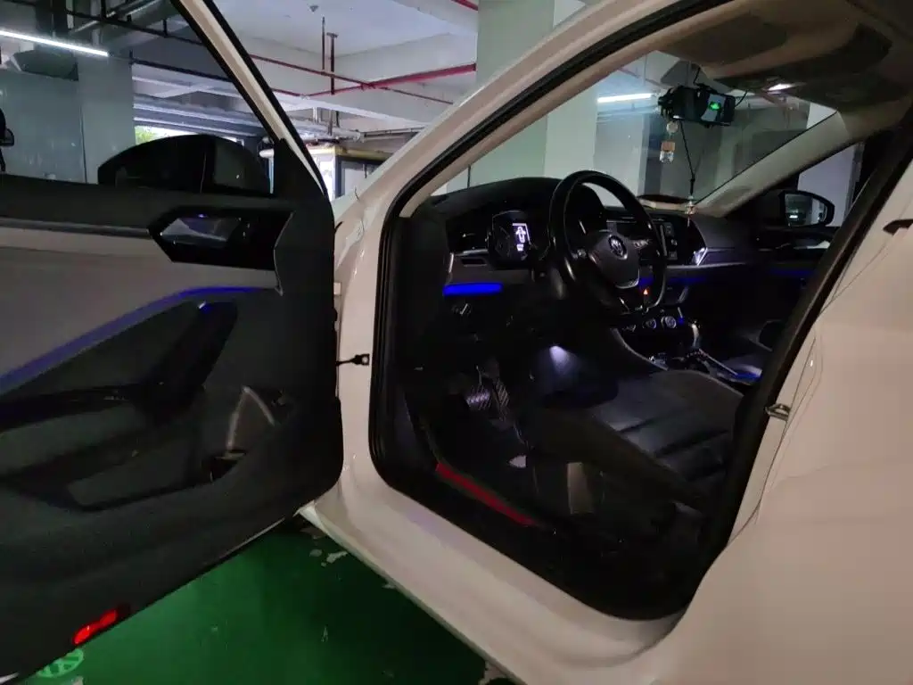 Volkswagen Sagitar — миниатюра 14