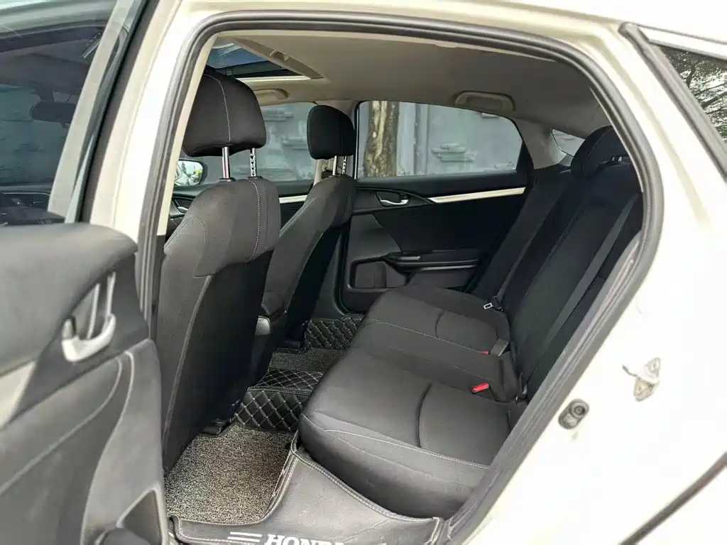 Honda Civic — миниатюра 7