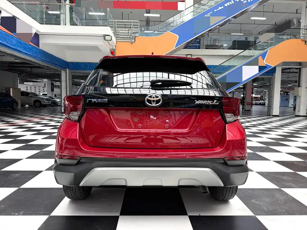 Toyota Yaris L — миниатюра 13