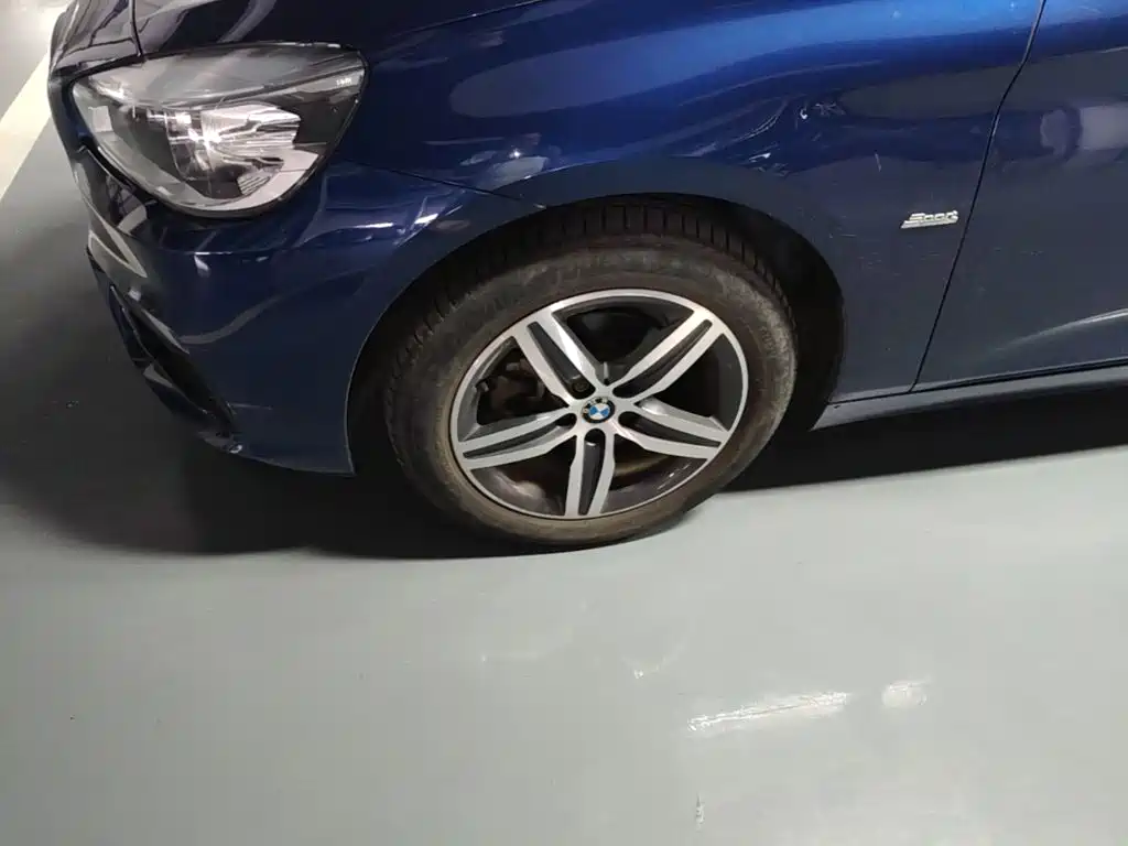 BMW 2 Series Active Tourer — миниатюра 23