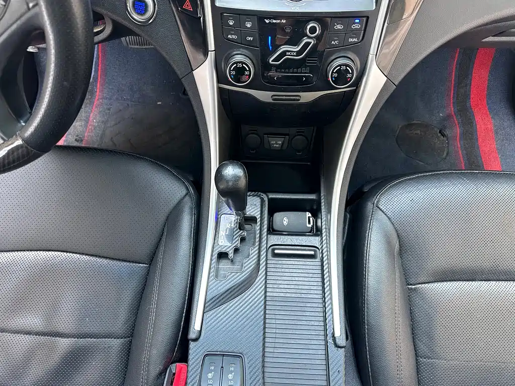 Hyundai Sonata — миниатюра 18
