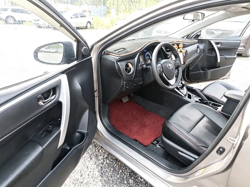 Toyota Corolla — миниатюра 8