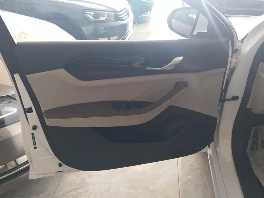 BYD Qin PLUS — миниатюра 7