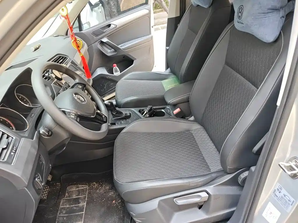 Volkswagen Tiguan L — миниатюра 16