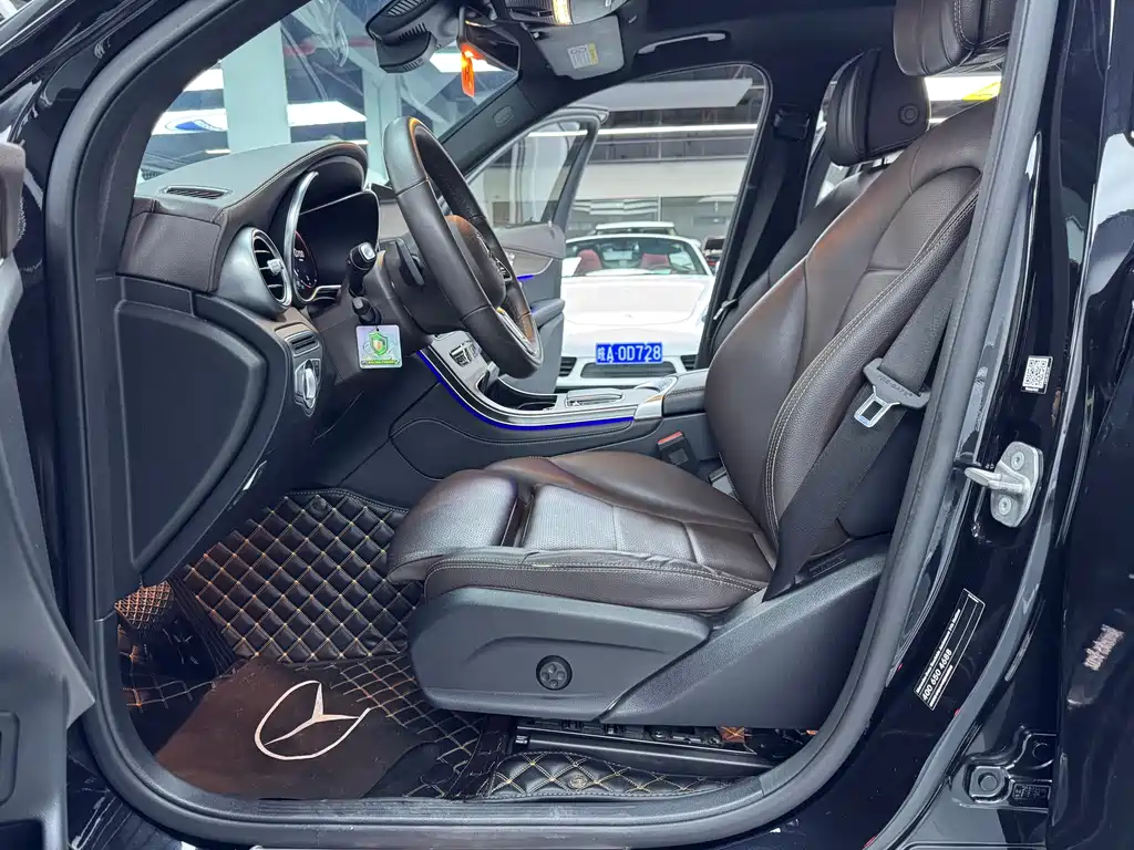 Mercedes-Benz GLC 2021 GLC 300 L 4MATIC
