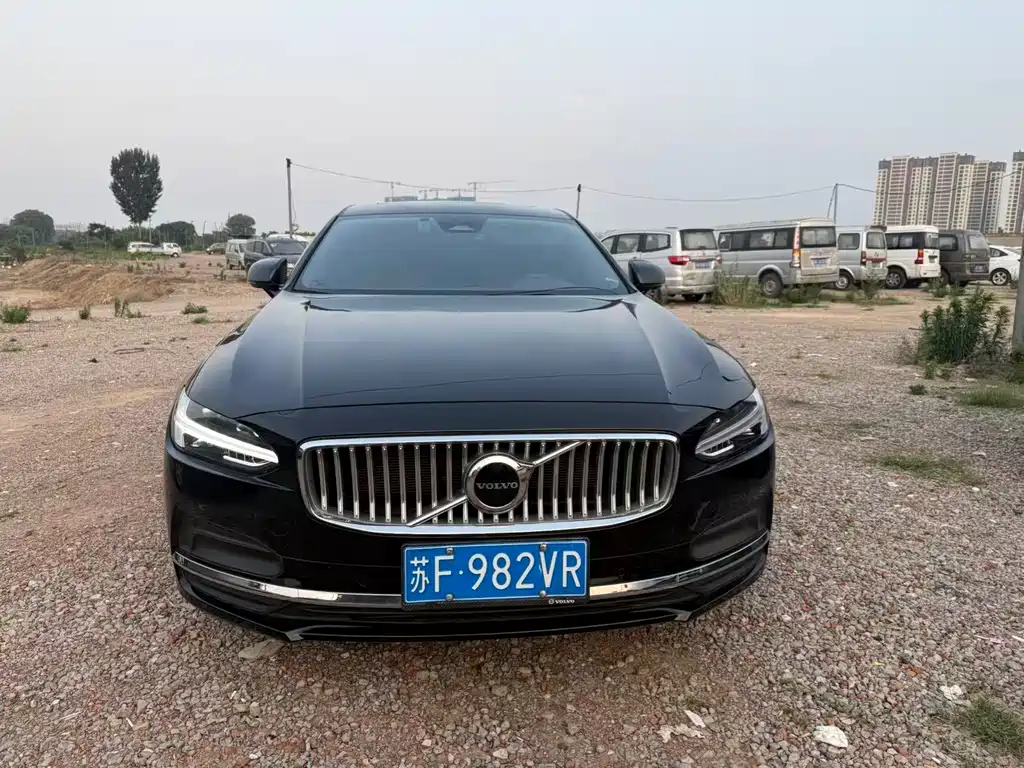 Volvo S90 2024