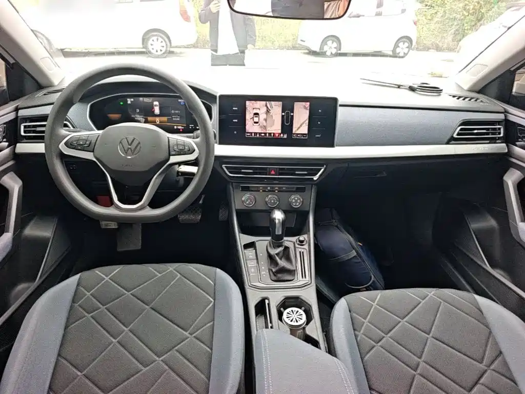Volkswagen Lavida — миниатюра 10