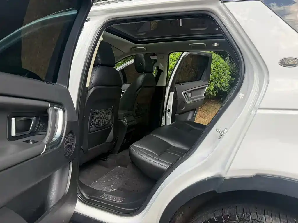Land Rover Discovery Sport — миниатюра 6