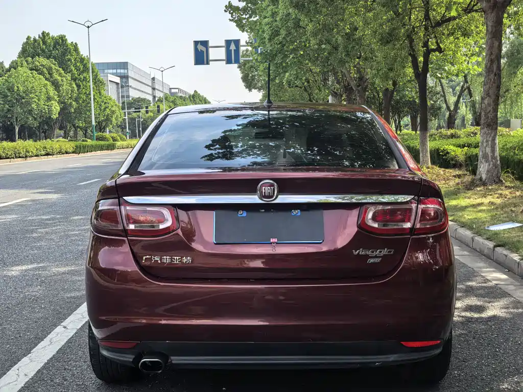 Fiat Viaggio 2012 1.4T AT Enjoy