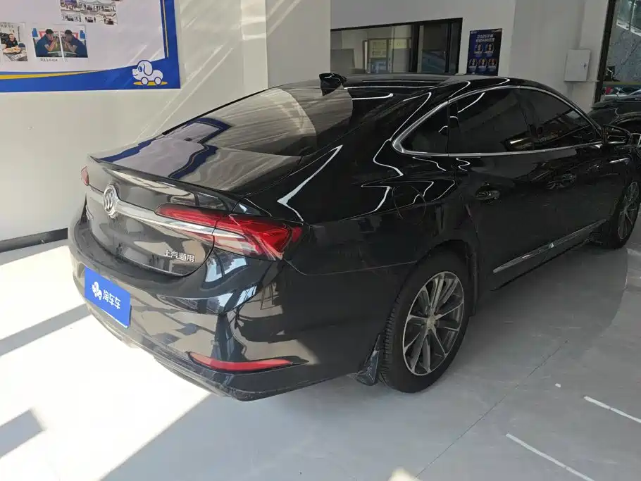 Buick LaCrosse — миниатюра 3