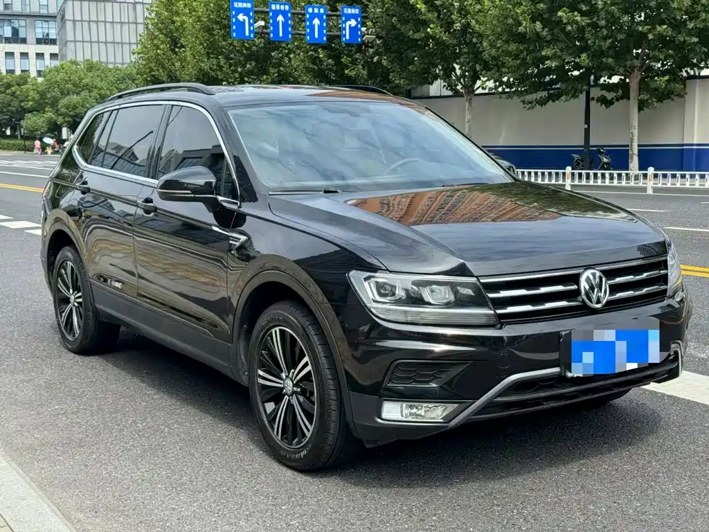 Volkswagen Tiguan L — миниатюра 3