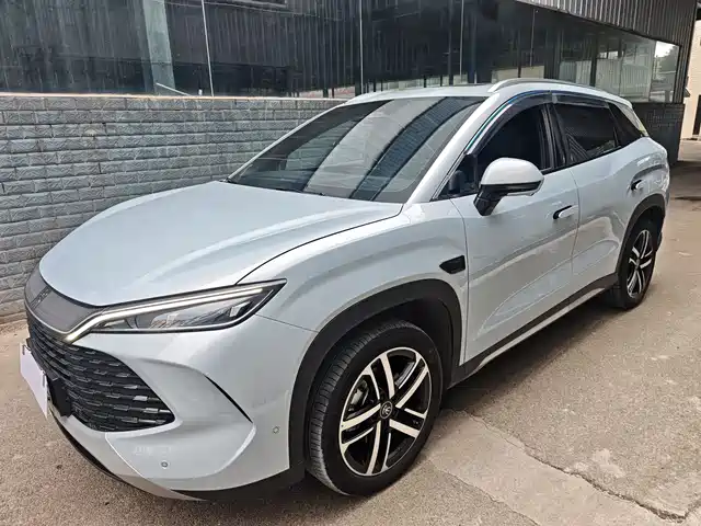 2025 BYD Song EV