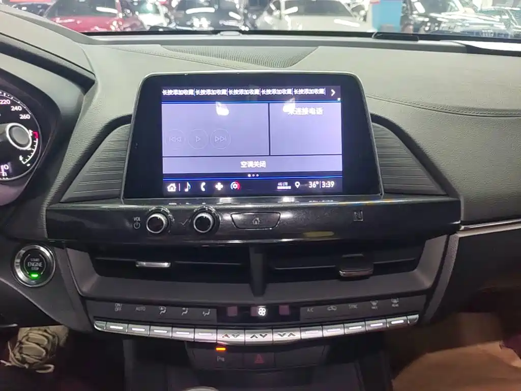 Cadillac CT4 — миниатюра 13