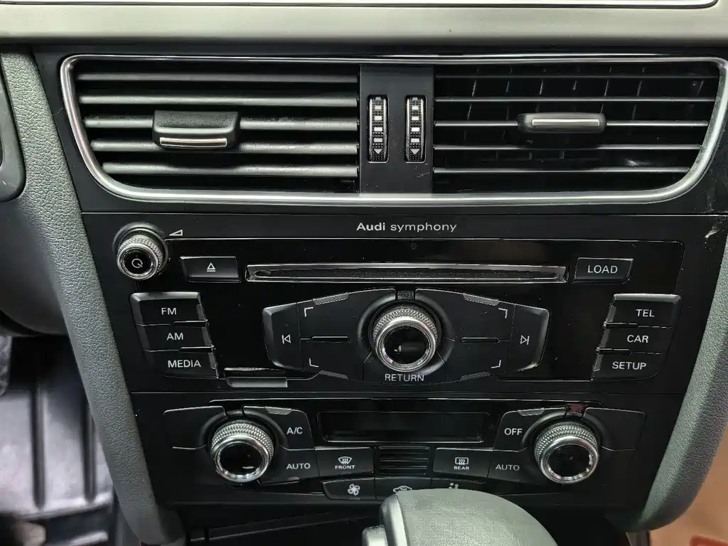 Audi A4L — миниатюра 23