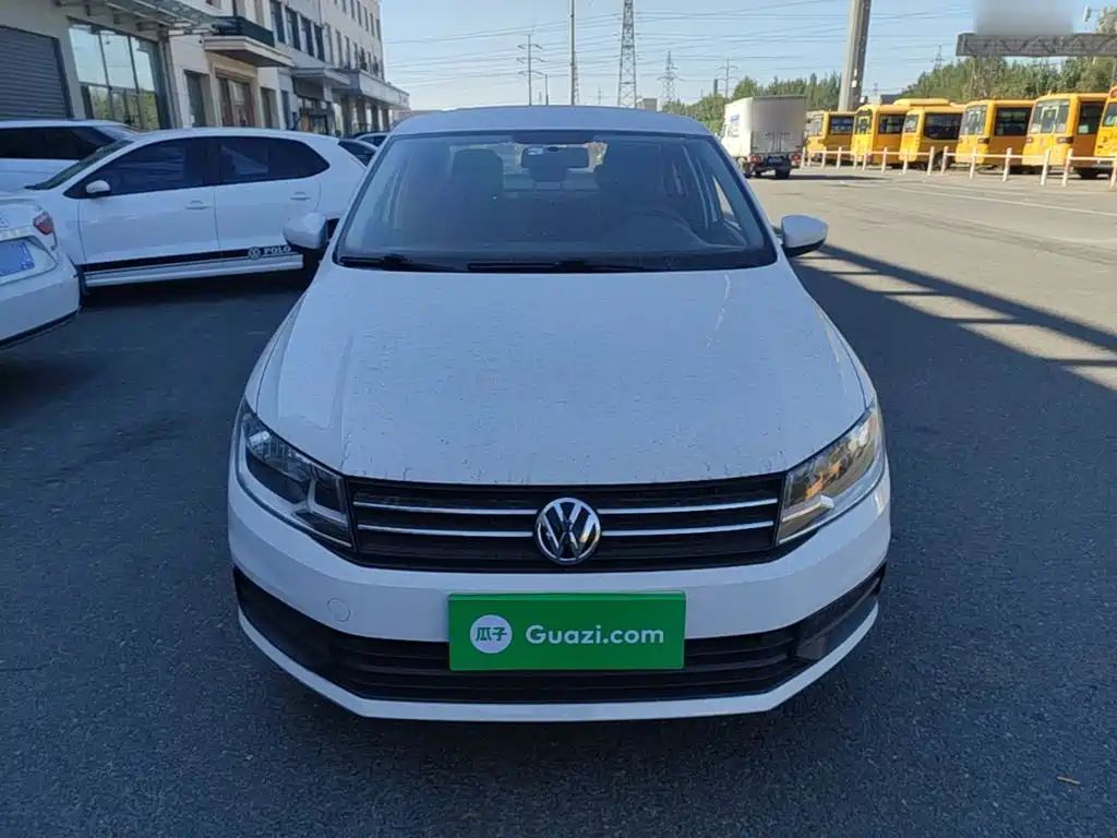 Volkswagen Santana — миниатюра 3