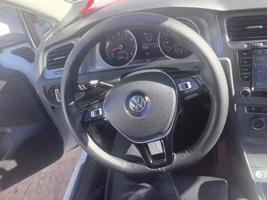 Volkswagen Golf — миниатюра 15