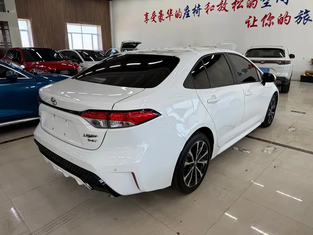 TOYOTA LEI LING