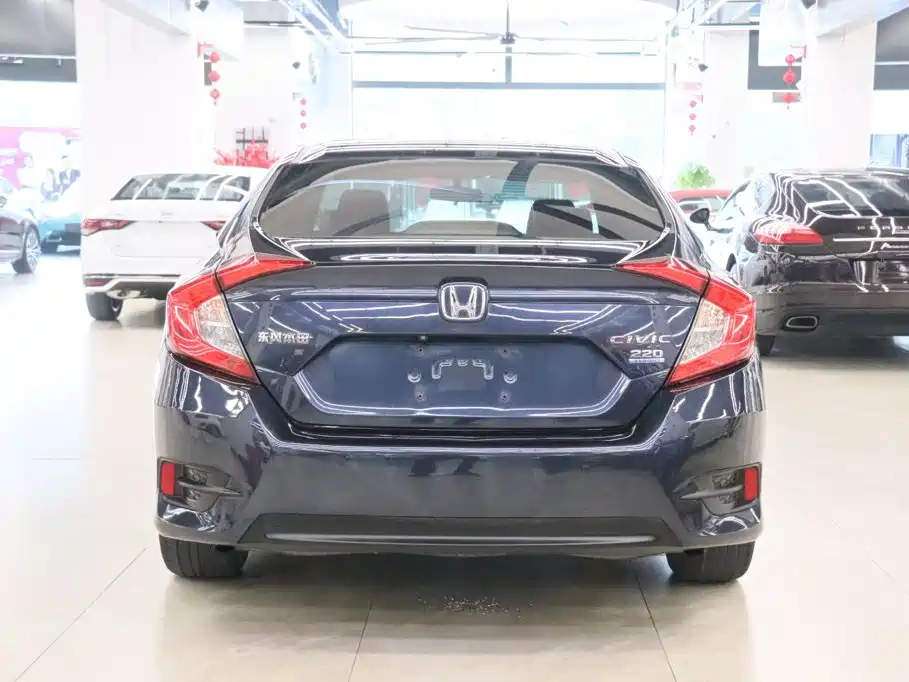 Honda Civic — миниатюра 4