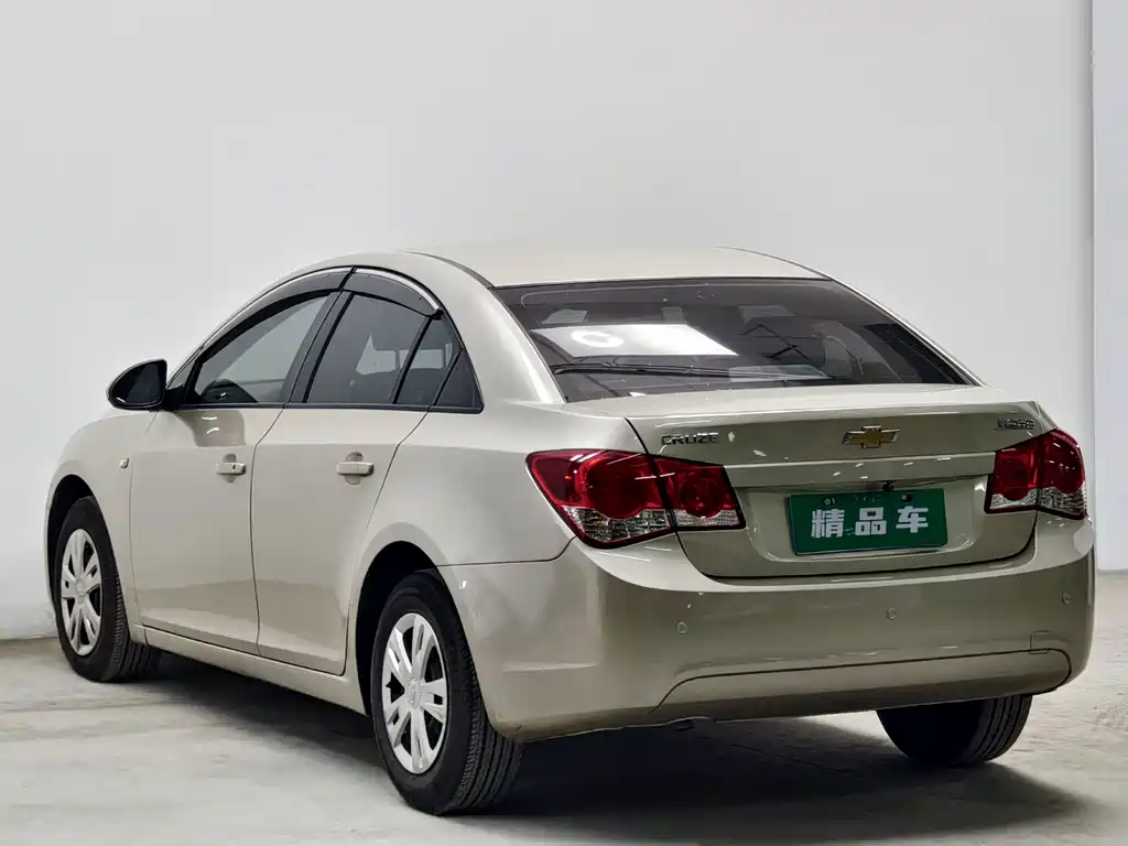 Chevrolet Cruze — миниатюра 6