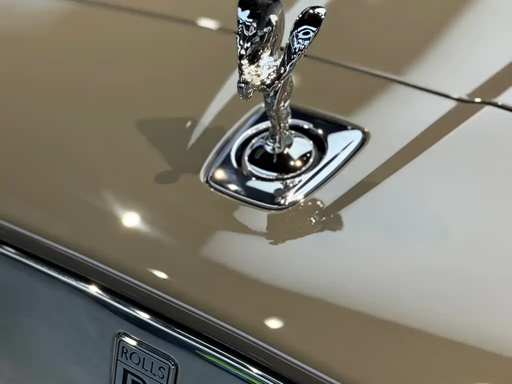 Rolls-Royce Cullinan — миниатюра 3