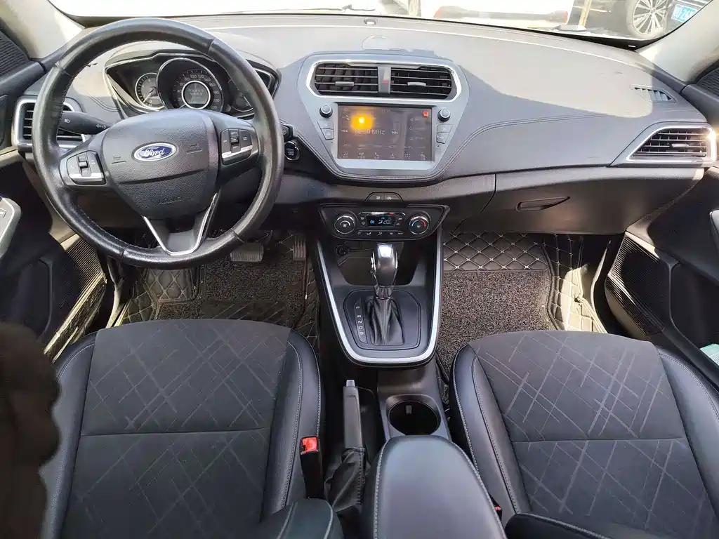 Ford Escort — миниатюра 7