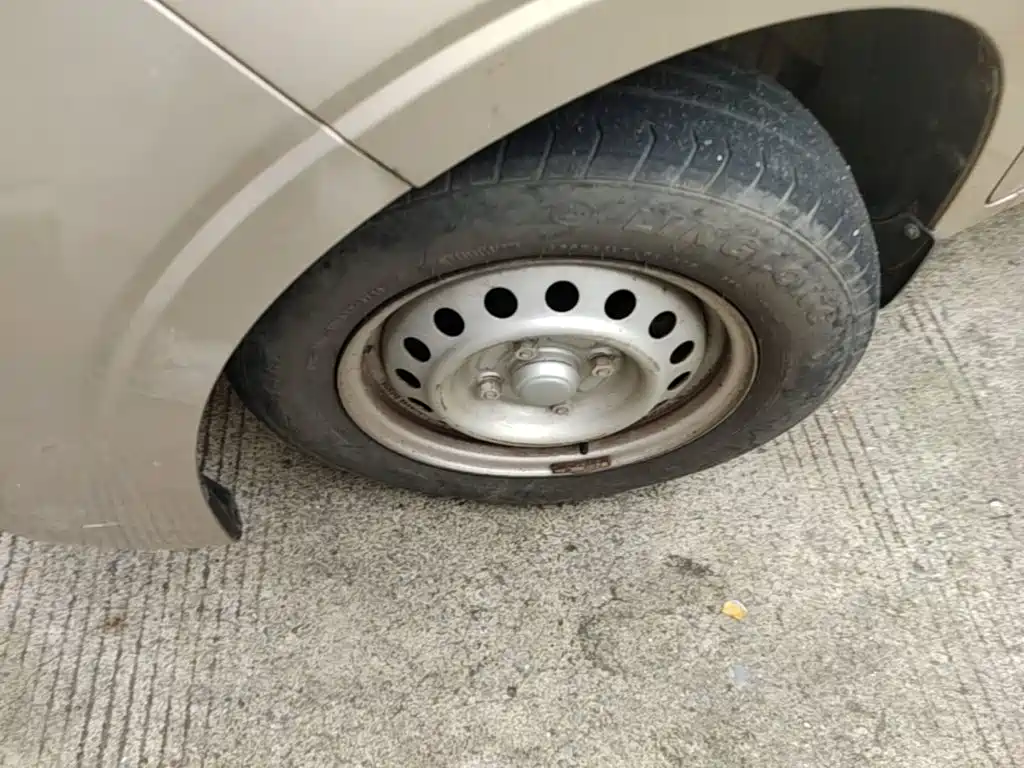 Wuling Hongguang V — миниатюра 23