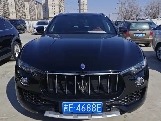 MASERATI LEVANTE