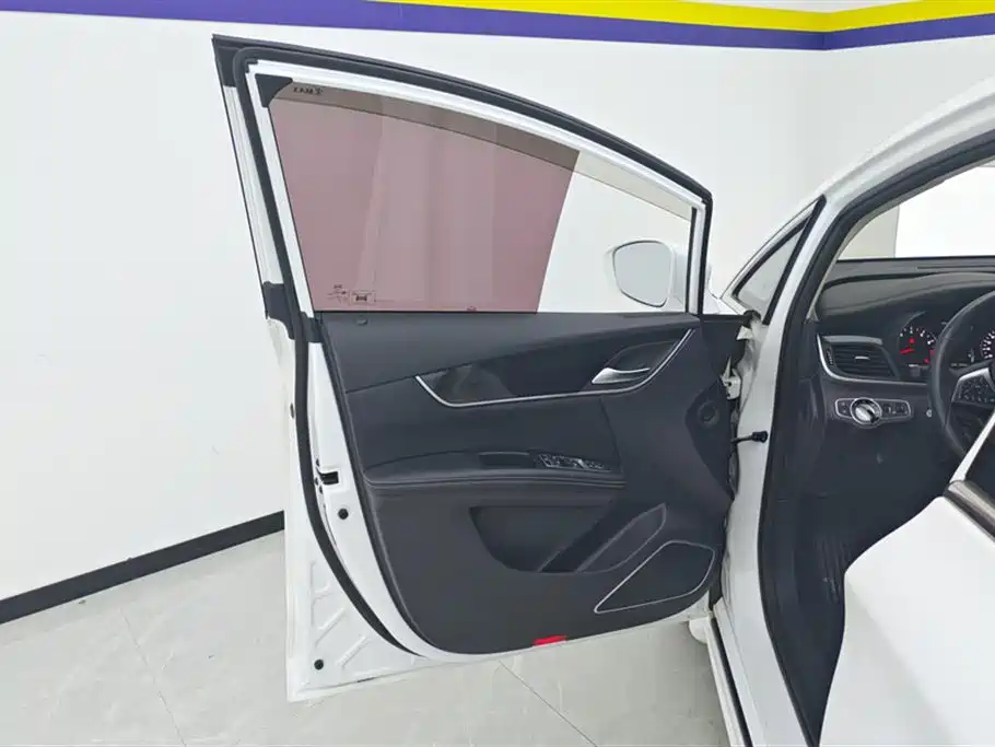 BYD Song MAX MAX 2017 1.5T AT Elite 7 мест