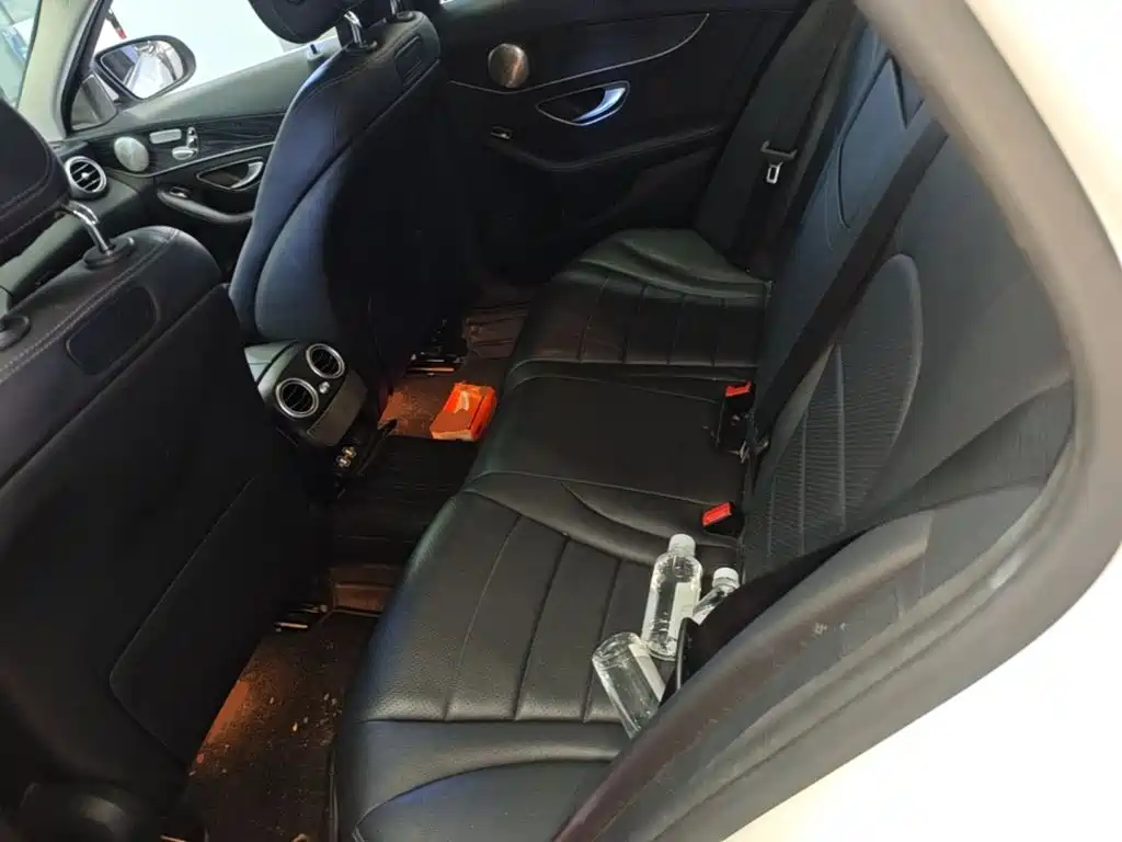 Mercedes-Benz C-Class (Import) — миниатюра 17