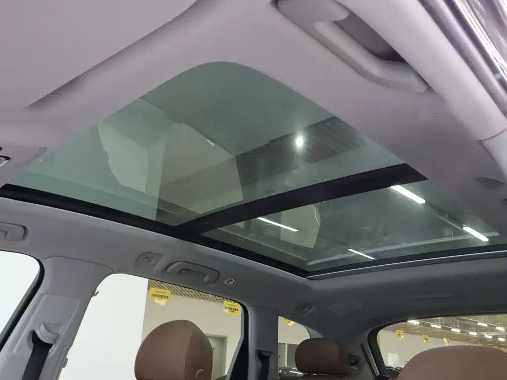 Audi Q7 — миниатюра 16