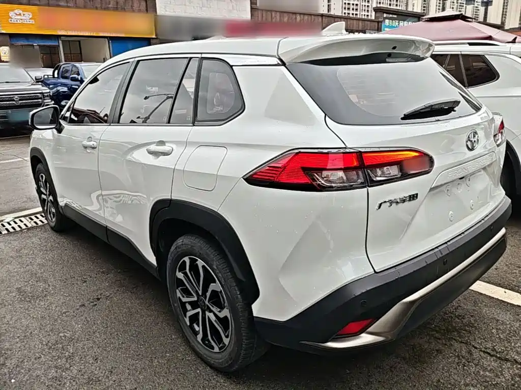 Toyota Frontlander — миниатюра 5