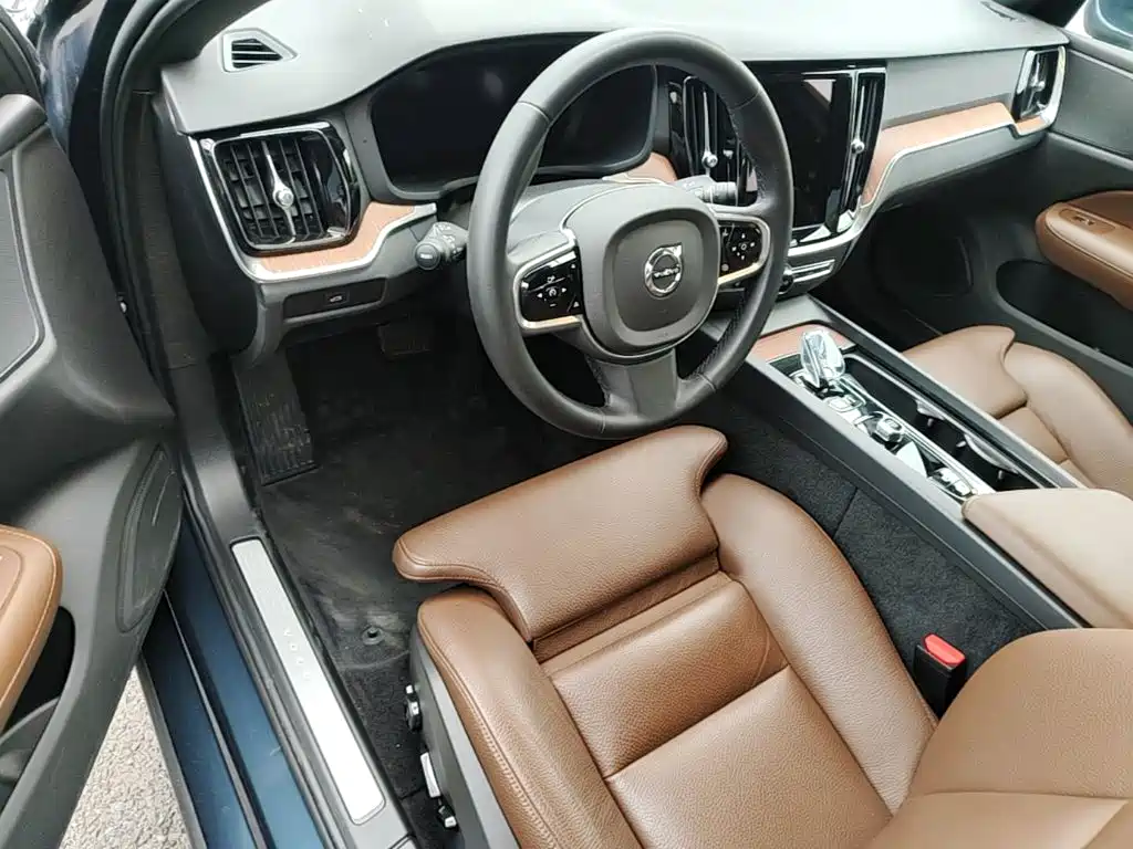 Volvo S60 — миниатюра 21