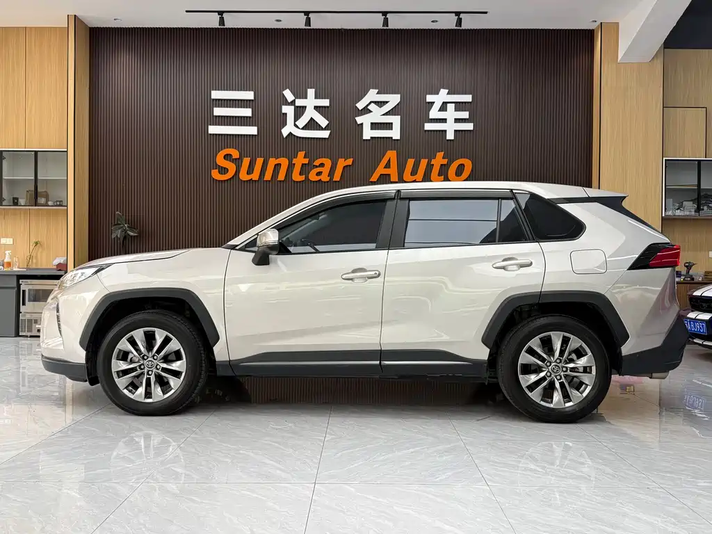 Toyota Wildlander 2024 2.0L CVT Lead